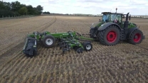 Agriweld 6m Min Dis cultivator behind a Fendt 1050