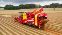 VARITRON crawler at potato harvest