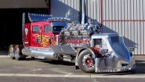 World's most INCREDIBLE 3500HP+ Peterbilt Semi Truck Hot Rod