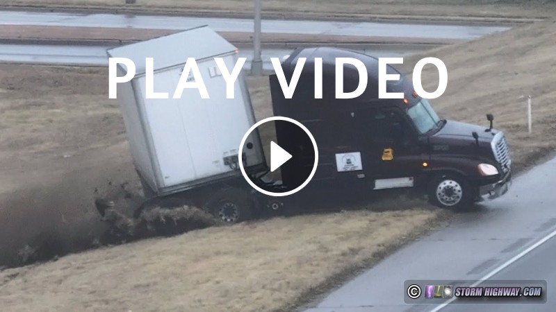 Semi jackknife caught on camera & icy bridge slides on I-135 north of Wichita